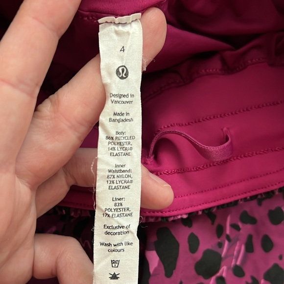 Lululemon Track That Mid-Rise Lined Short 5" - Picture 4 of 9